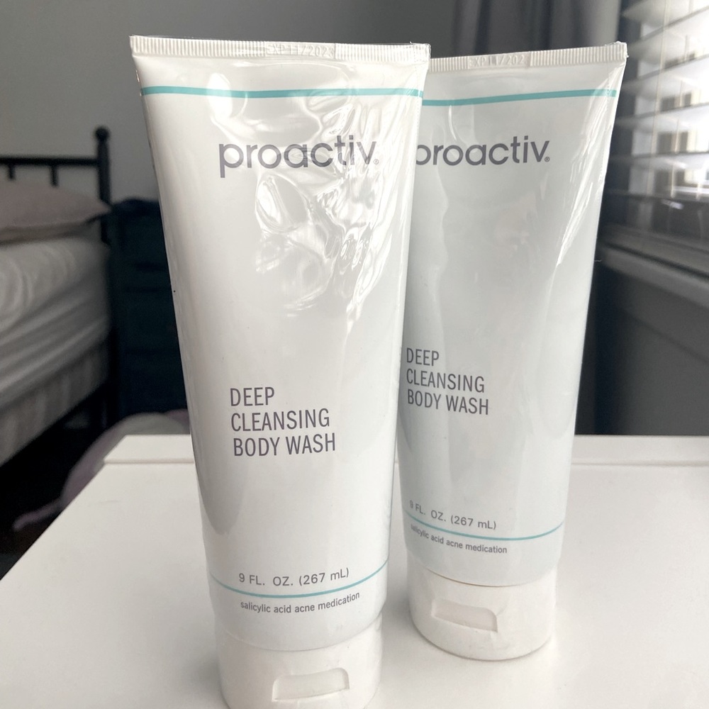 2 Proactiv Deep Cleansing Body Wash